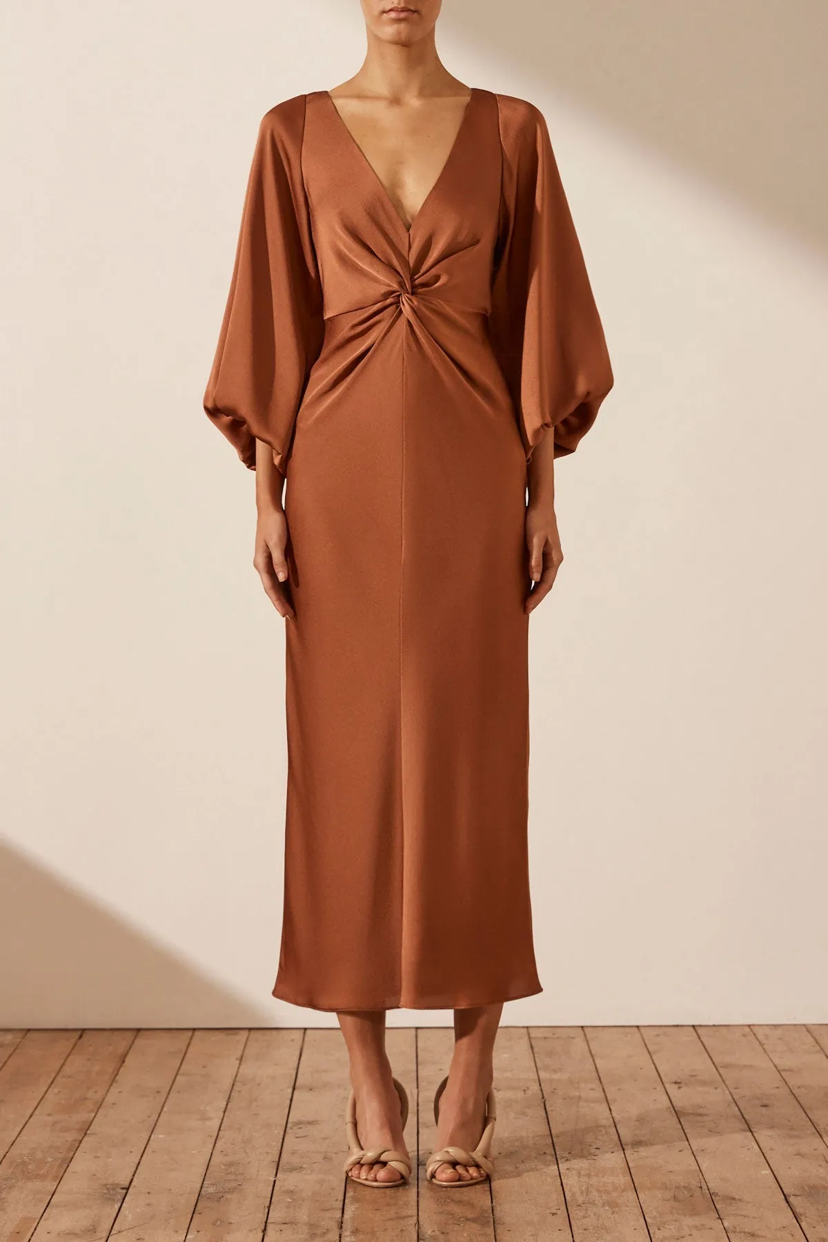 LUXE BALLOON SLEEVE KNOT FRONT MIDI DRESS - MOCHA