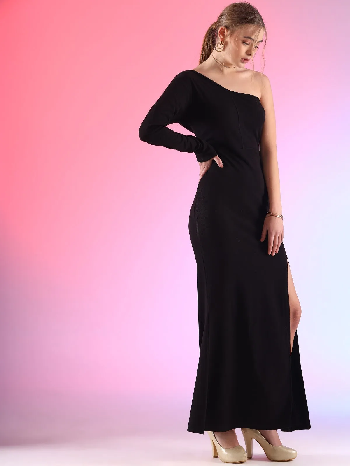 Solo Sleeve Bodycon Elegance Dress