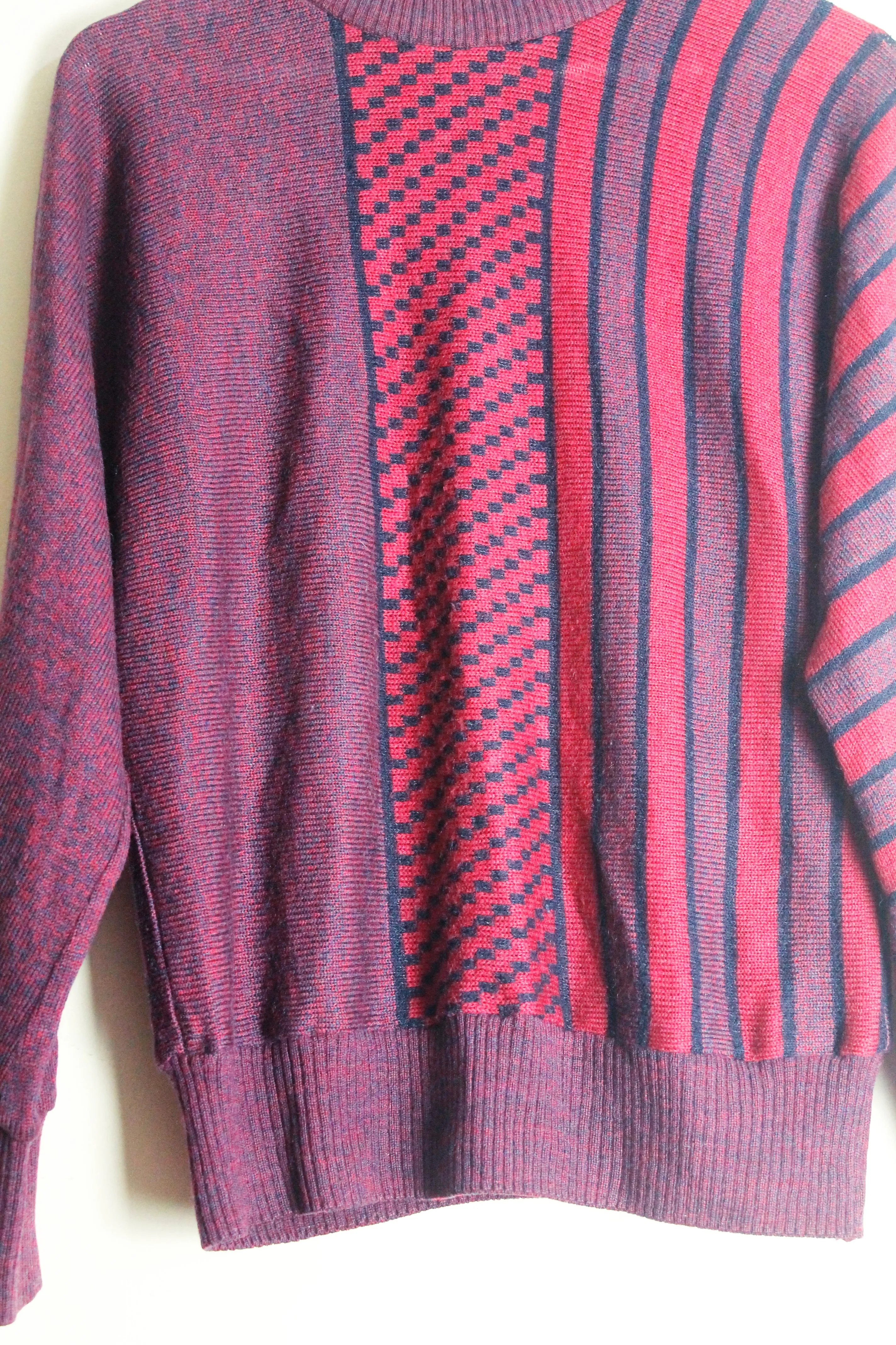 Vintage 80's Abstract Pattern Batwing Jumper